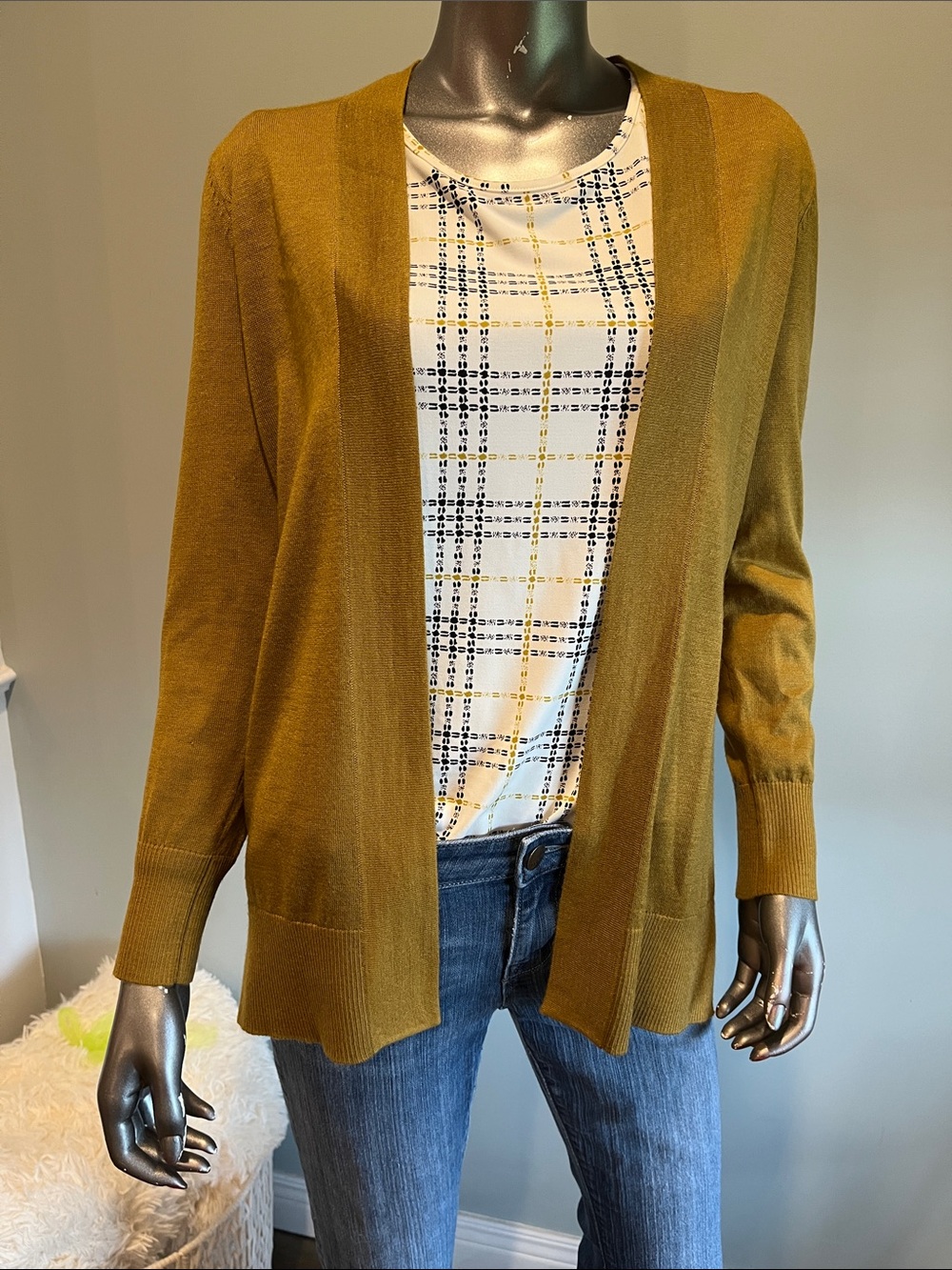 Ann Taylor Factory Cream Plaid LS Blouse with Black & Yellow Check And Cardigan